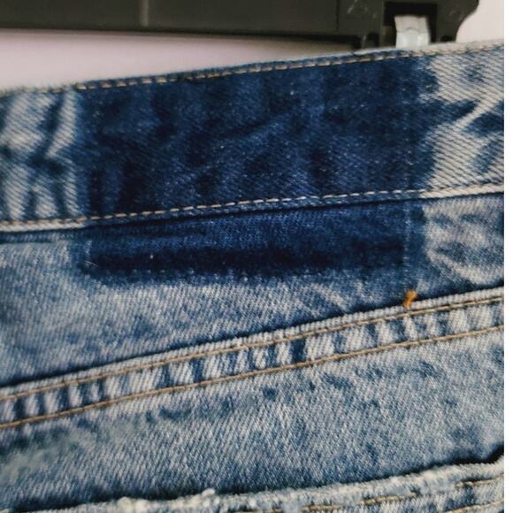 Zara Men's Straight Leg Distressed Button Fly Denim Jeans 30 x 30 - Picture 9 of 12